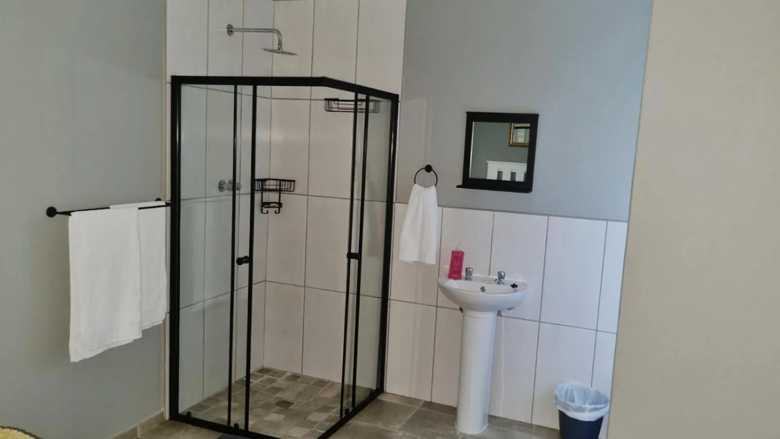 Stay A While Self Catering Newton Park