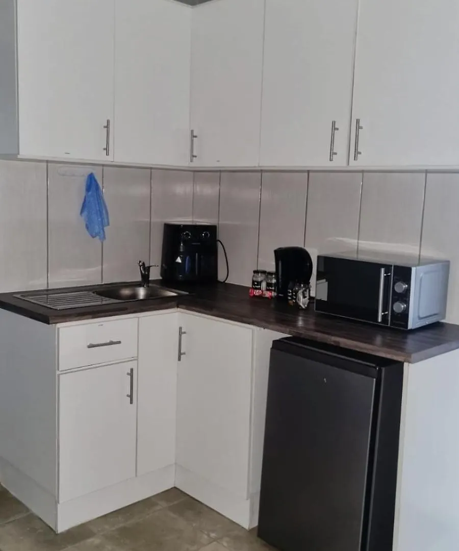 Stay A While Self Catering Newton Park